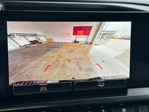 Certified 2022 GMC Sierra 1500 SLE image 24