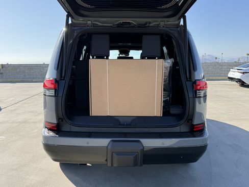 New 2026 Lexus GX 550 AWD/4WD image 14
