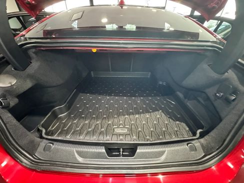 Used 2018 Jaguar XE Premium image 20