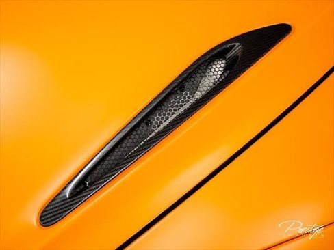 Used 2020 McLaren 720S Performance RWD image 5