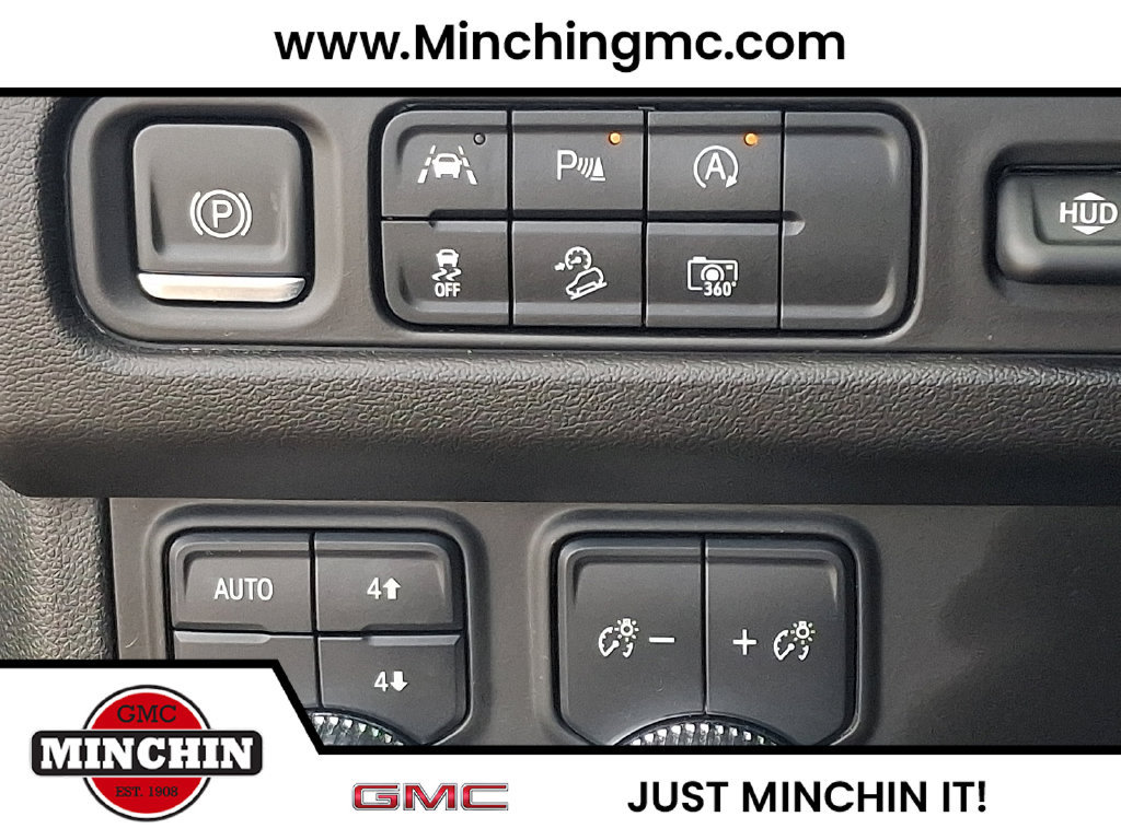 Used 2024 GMC Yukon AT4 w/ Technology Package AWD/4WD image 25