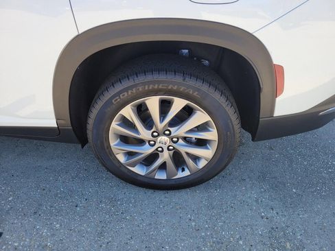 New 2026 Buick Enclave Preferred w/ Power Package image 10