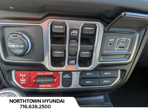 Used 2026 Jeep Gladiator Mojave AWD/4WD image 16