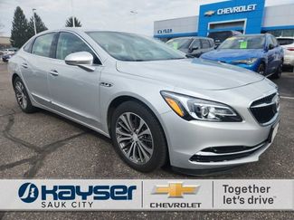 Used 2017 Buick LaCrosse Essence video 1