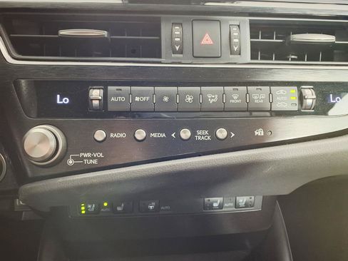Used 2023 Lexus ES 350 F Sport w/ Accessory Package (Z2) FWD image 20