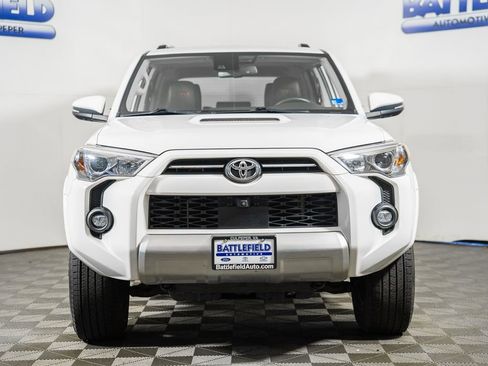 Certified 2022 Toyota 4Runner TRD Off-Road Premium image 2