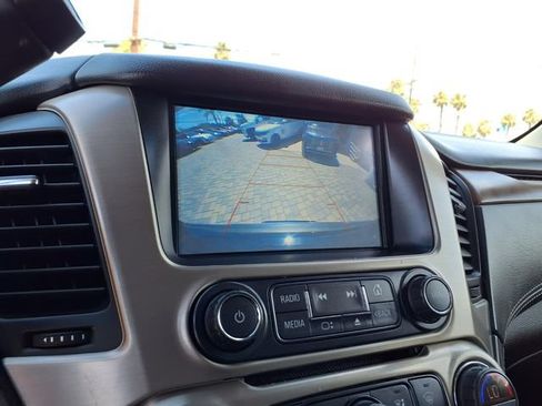 Used 2019 GMC Yukon Denali w/ Denali Ultimate Black Edition AWD/4WD image 11