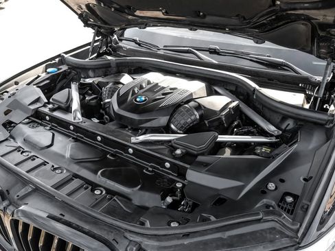 Used 2022 BMW X5 M50i w/ Executive Package image 58