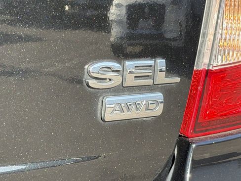 Used 2013 Ford Edge SEL AWD/4WD image 9