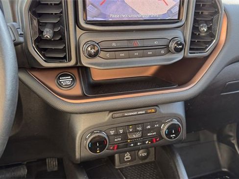 Certified 2023 Ford Bronco Sport Badlands w/ Premium Package image 31
