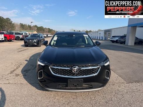 Used 2023 Buick Envision Avenir AWD/4WD image 9