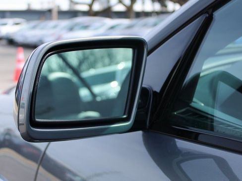 Used 2007 BMW 650i Convertible image 8