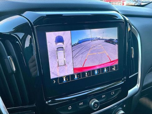 Used 2020 Chevrolet Traverse Premier w/ LPO, Black Accent Package image 15