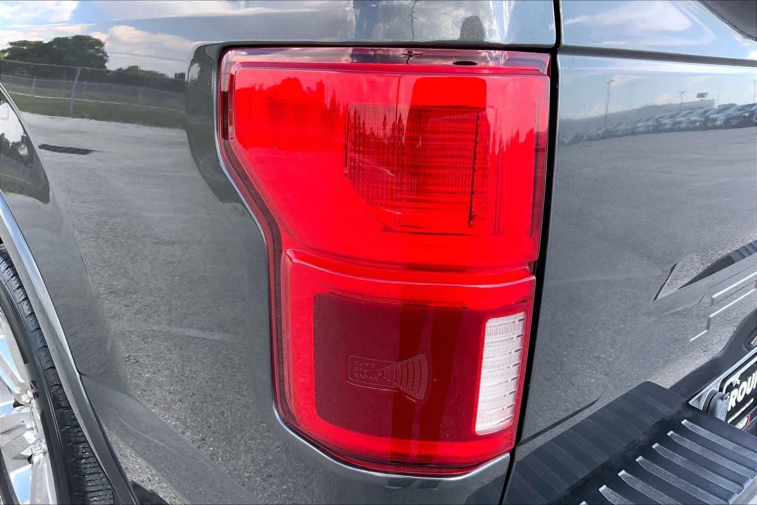 Used 2019 Ford F150 Lariat RWD image 28