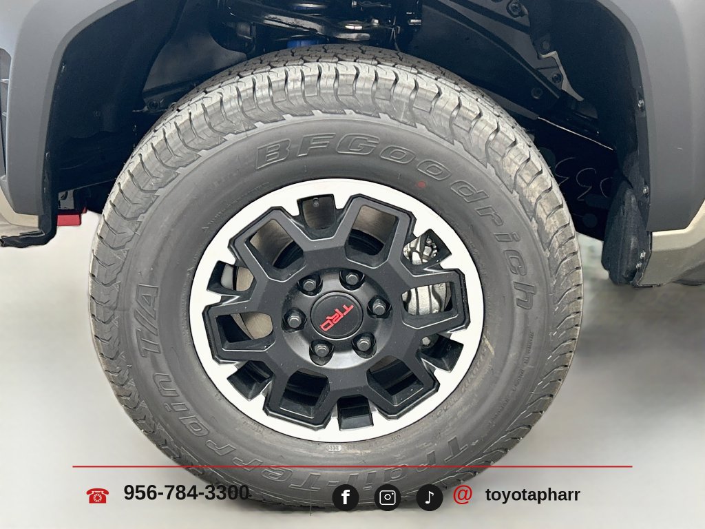 New 2026 Toyota Tacoma TRD Off-Road AWD/4WD image 10