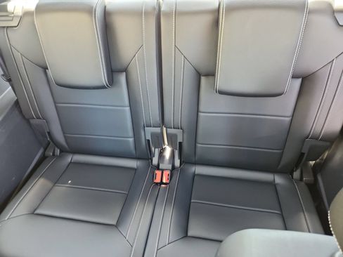 Used 2022 Volkswagen Atlas SE w/ Panoramic Sunroof Package AWD/4WD image 12