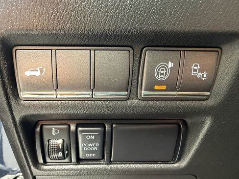 Used 2017 INFINITI QX80 2WD w/ Driver Assistance Package image 29