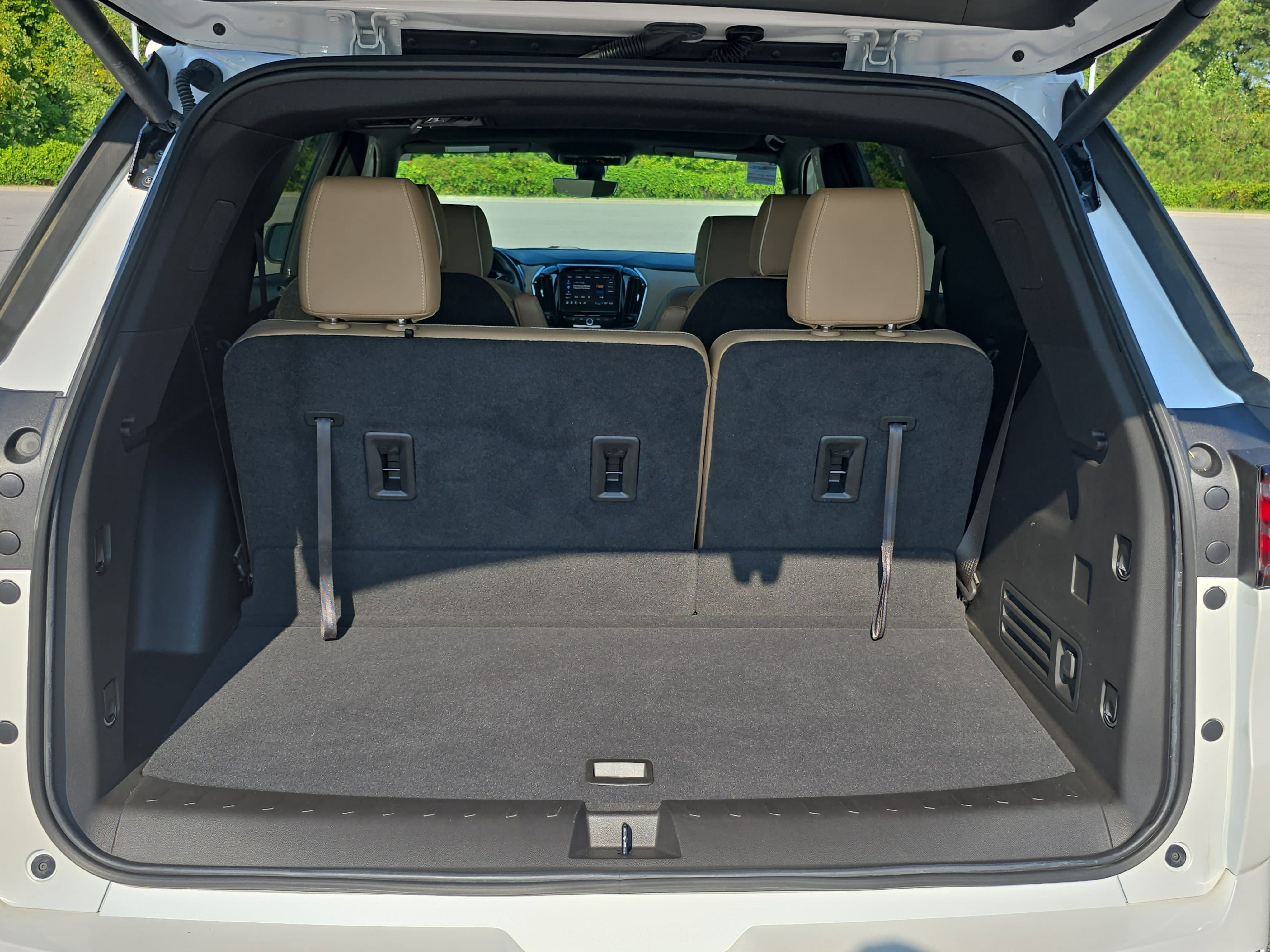 Used 2022 Chevrolet Traverse Premier AWD/4WD image 14