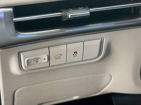 Used 2025 Hyundai Tucson SEL image 17