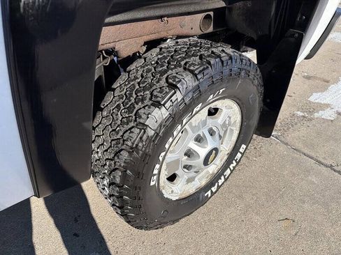 Used 2013 Chevrolet Silverado 2500 LT w/ Suspension Package, Off-Road image 14