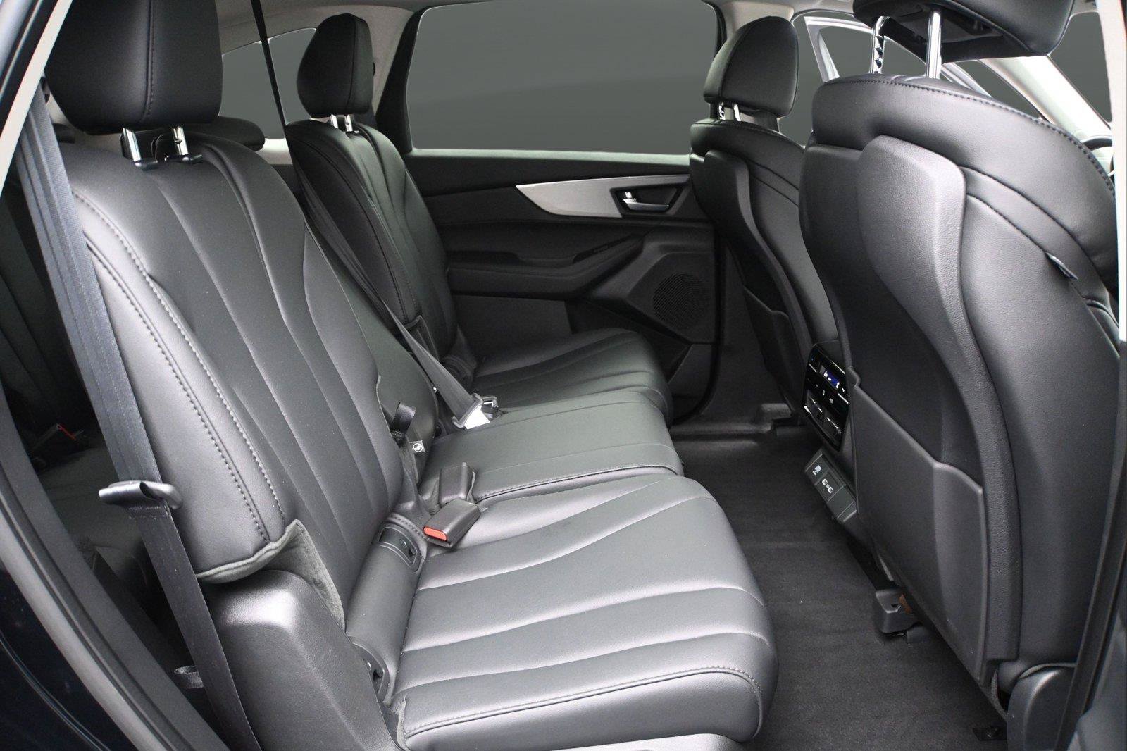 Used 2024 Acura MDX SH-AWD image 16