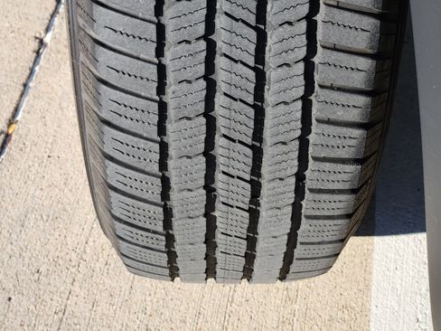 Used 2017 GMC Acadia SLT image 11