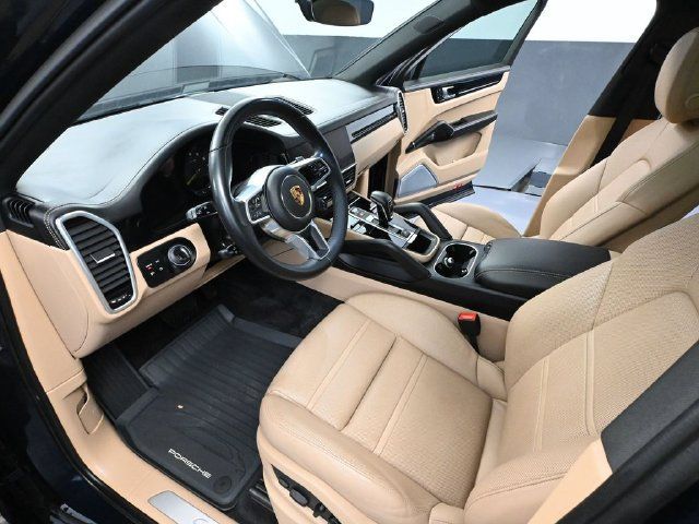 Used 2022 Porsche Cayenne E-Hybrid Coupe AWD/4WD image 18