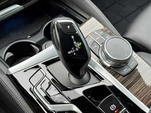 Certified 2023 BMW 530e w/ M Sport Package image 26