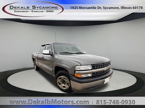 Used 2000 Chevrolet Silverado 1500 LS image 1