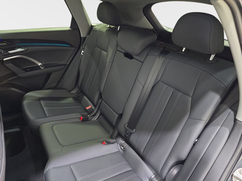 Used 2025 Audi Q5 Premium Plus w/ Premium Plus AWD/4WD image 17