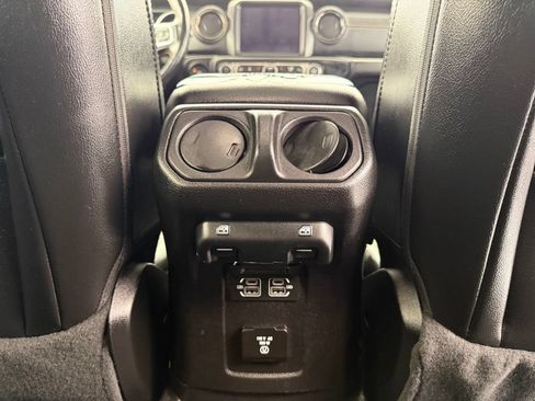 Used 2021 Jeep Wrangler Unlimited Sahara AWD/4WD image 34