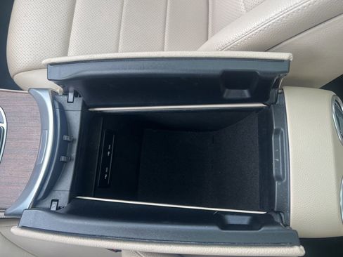 Used 2020 Mercedes-Benz GLC 300 4MATIC image 32