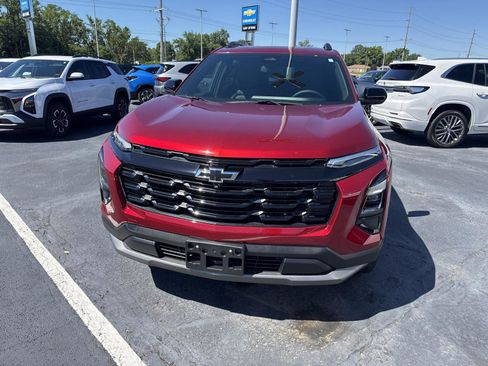 Certified 2025 Chevrolet Equinox LT w/ Convenience Package II FWD image 8