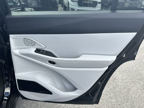 New 2026 Jeep Cherokee Overland image 16