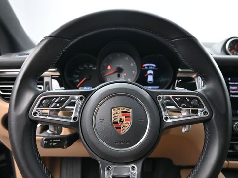 Certified 2020 Porsche Macan S AWD/4WD image 7