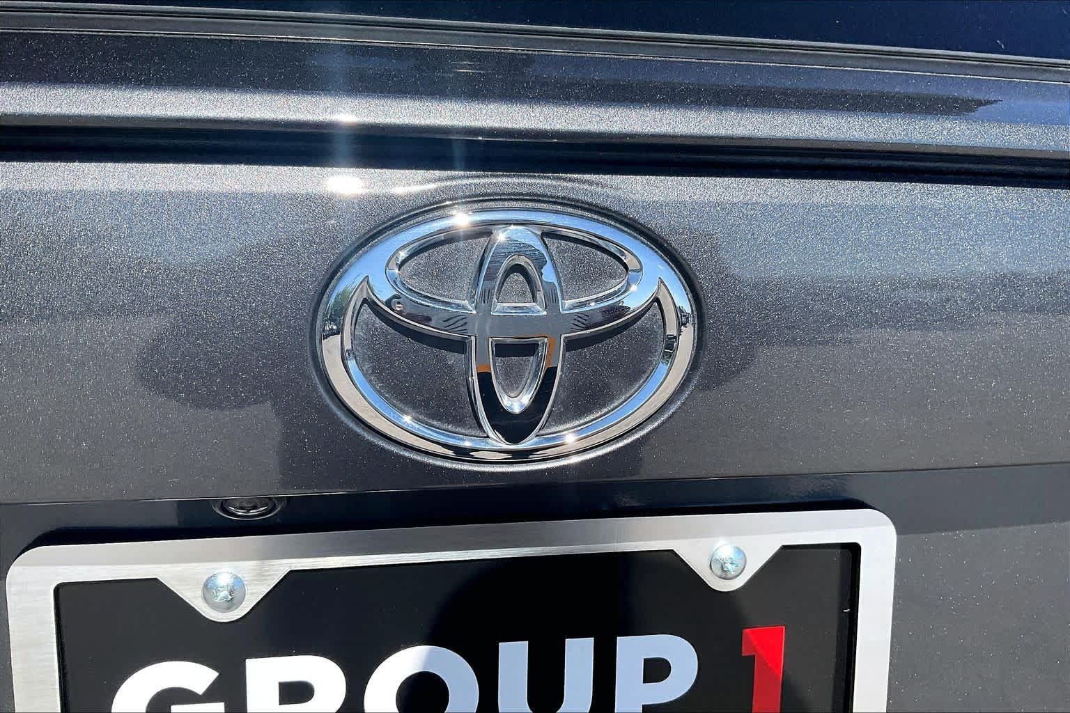 Used 2023 Toyota RAV4 XLE w/ Convenience Package FWD image 30