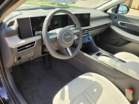 New 2025 Hyundai Sonata SEL image 18