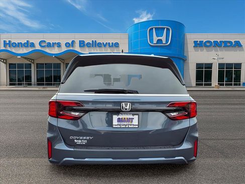New 2026 Honda Odyssey EX-L image 4