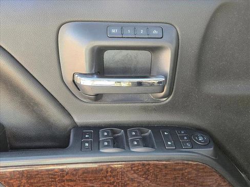 Used 2017 GMC Sierra 1500 SLT w/ SLT Premium Package image 6