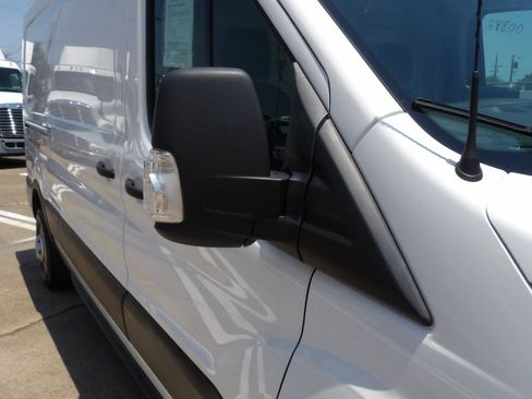 Used 2022 Ford Transit 250 Medium Roof AWD image 6