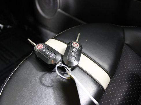 Used 2018 FIAT 500 e FWD image 13