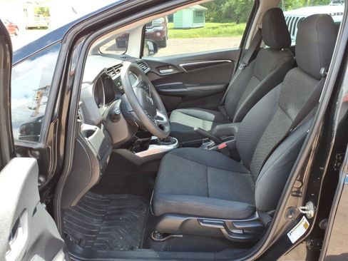 Used 2017 Honda Fit EX image 10