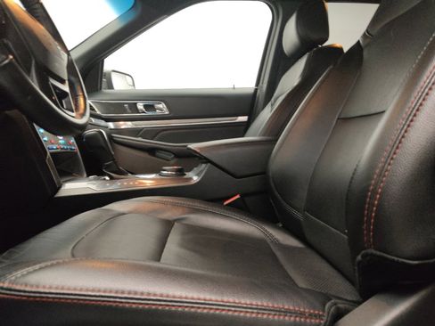 Used 2016 Ford Explorer Sport AWD/4WD image 17