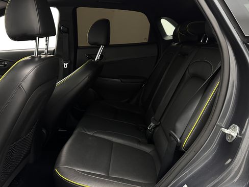 Used 2019 Hyundai Kona Limited FWD image 29