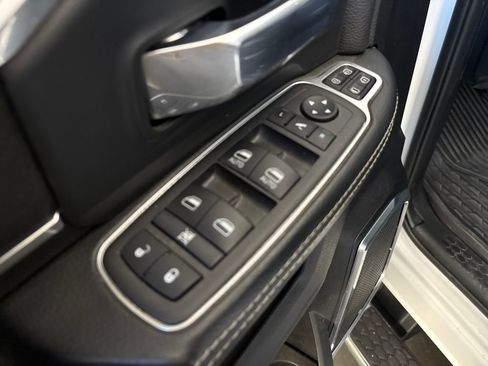 Used 2024 RAM 3500 Laramie w/ Sport Appearance Package image 15