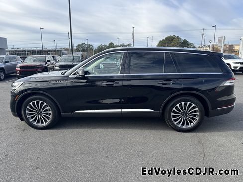 Used 2023 Lincoln Aviator Reserve w/ Equipment Group 201A image 6