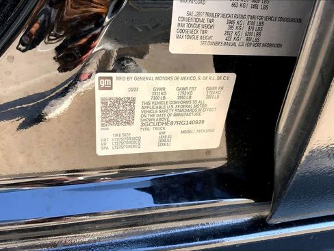 Certified 2024 Chevrolet Silverado 1500 ZR2 w/ Technology Package image 32