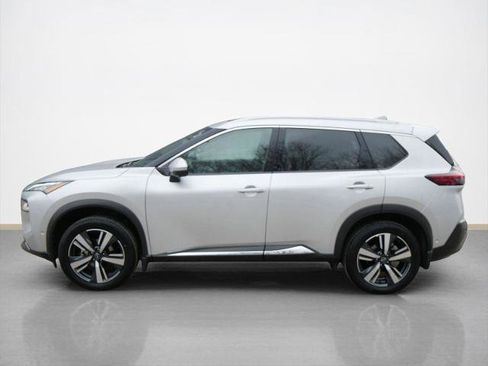 Certified 2023 Nissan Rogue SL w/ SL Premium Package image 6