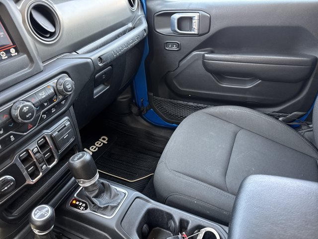 Used 2023 Jeep Wrangler Unlimited Sport AWD/4WD image 18