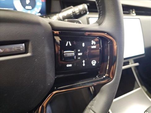 New 2026 Land Rover Range Rover Evoque S image 18